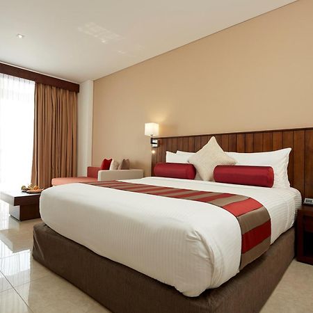 Turyaa Kalutara Hotel Exterior photo