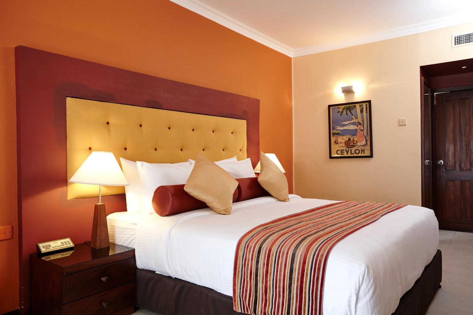 Turyaa Kalutara Hotel Room photo